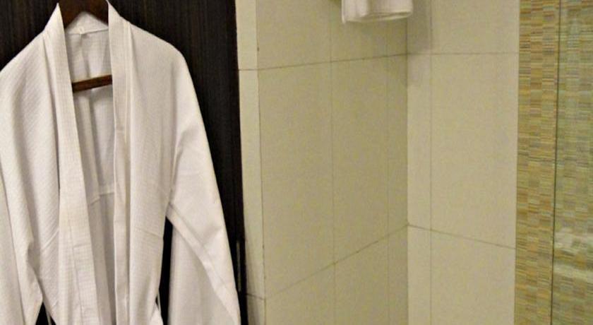 Hotel Corporate Regency Nuova Delhi Esterno foto