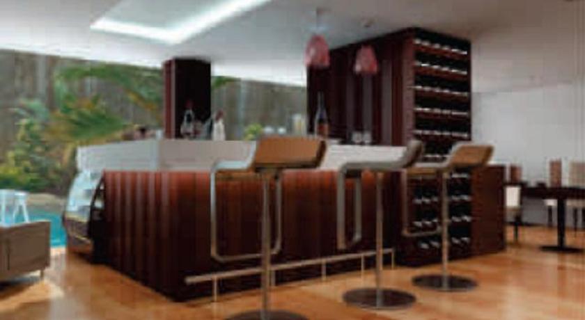 Hotel Corporate Regency Nuova Delhi Esterno foto